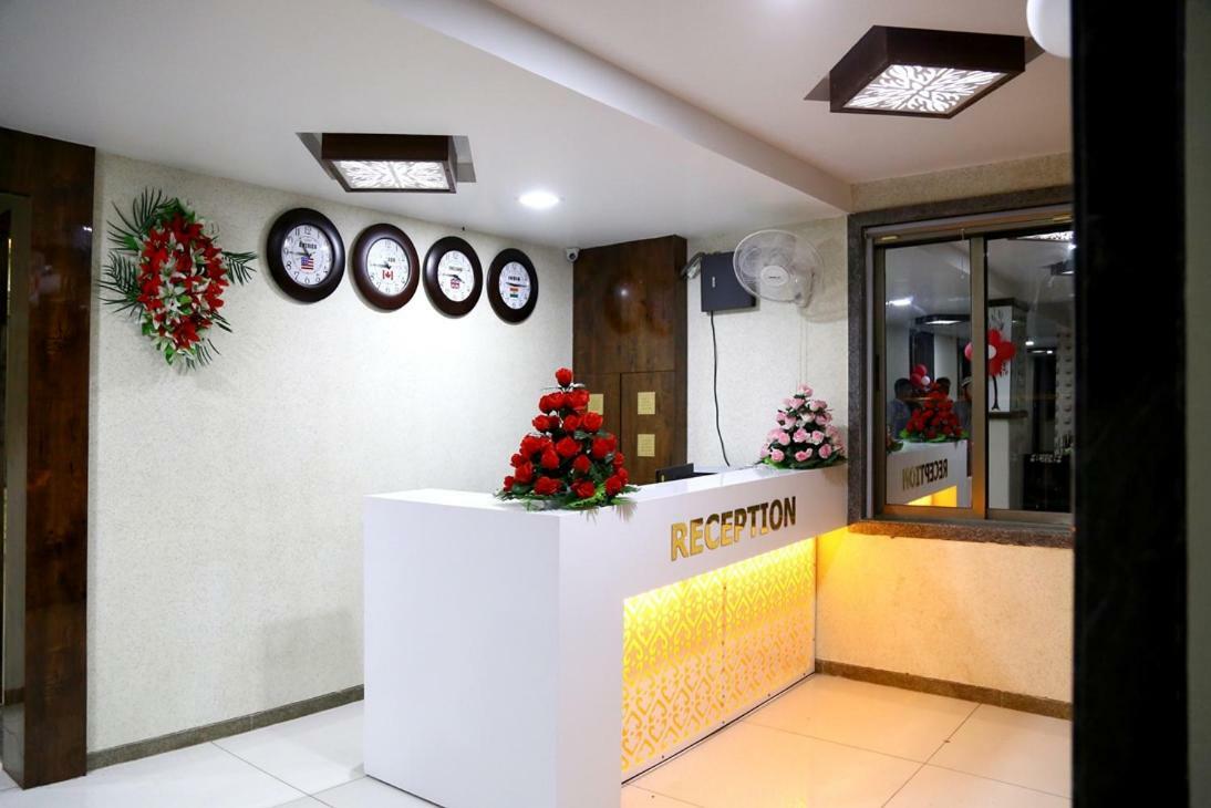 Hotel Shahi Darbar Navsari 外观 照片
