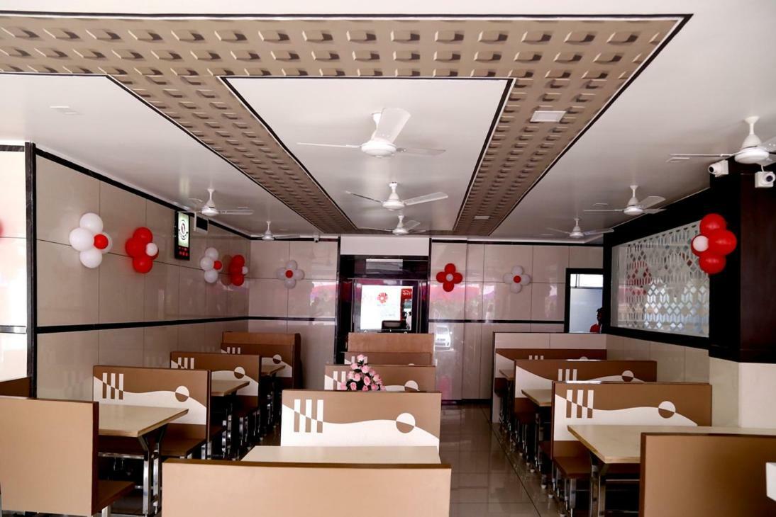 Hotel Shahi Darbar Navsari 外观 照片